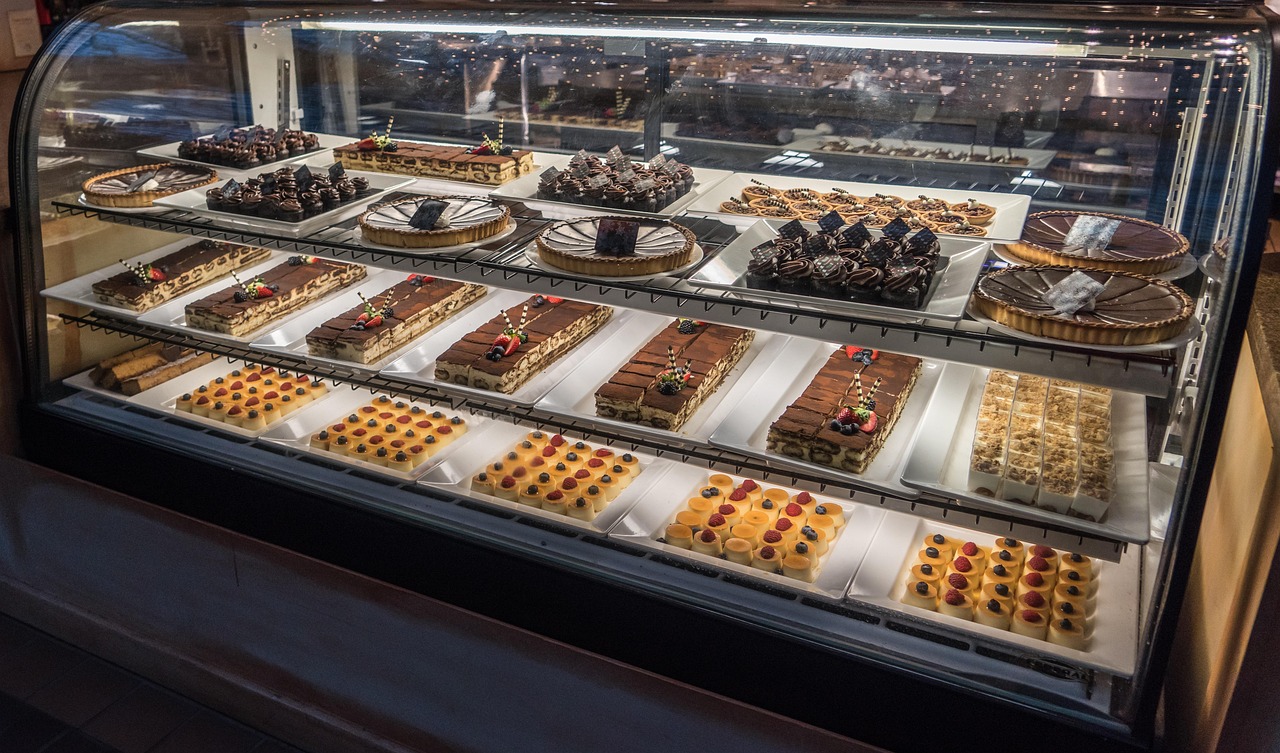 Party orders &mdash; Mustang bakery and caf&eacute; in Noida